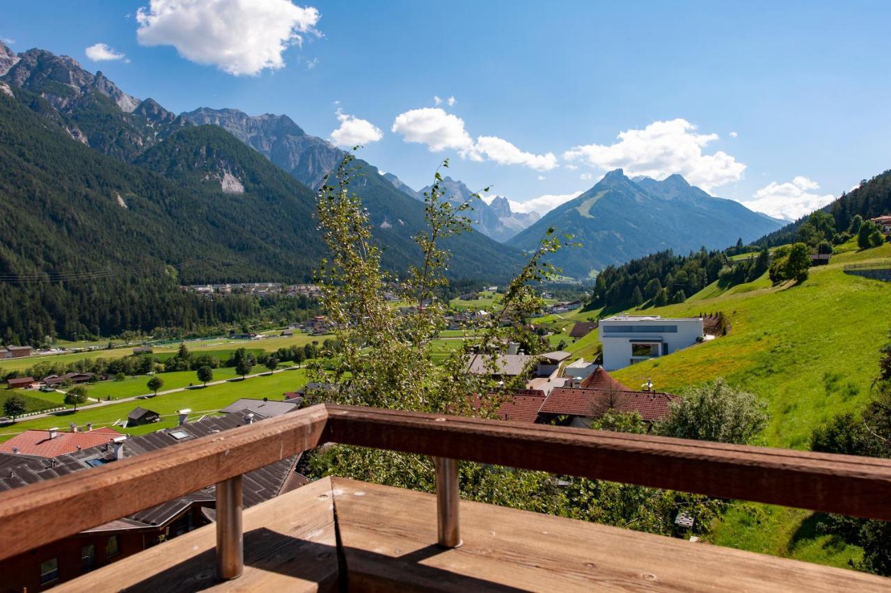 Hotel Koenigsblick By Keyone Fulpmes Exterior photo