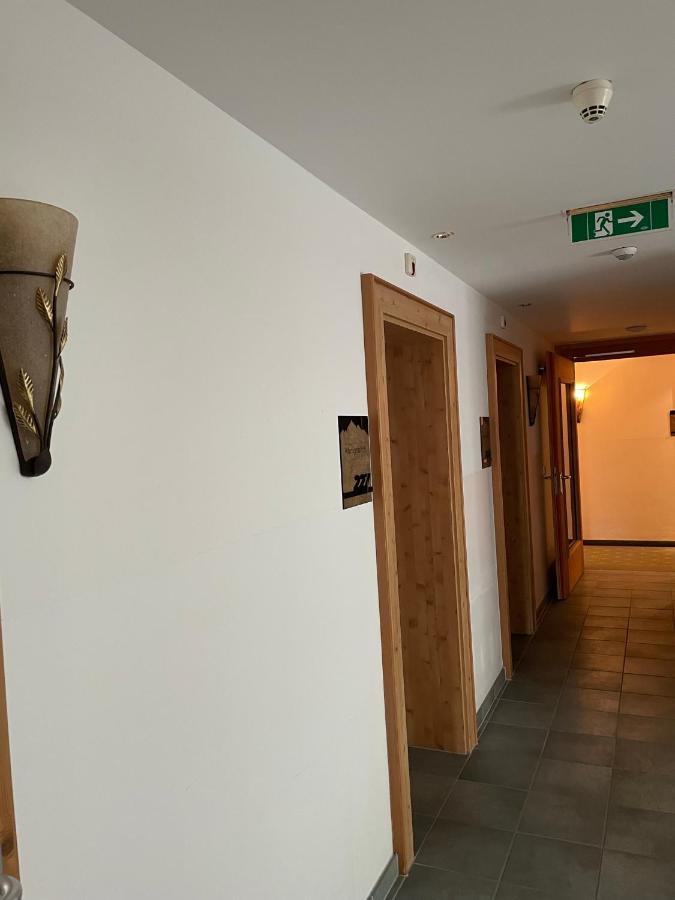 Hotel Koenigsblick By Keyone Fulpmes Exterior photo